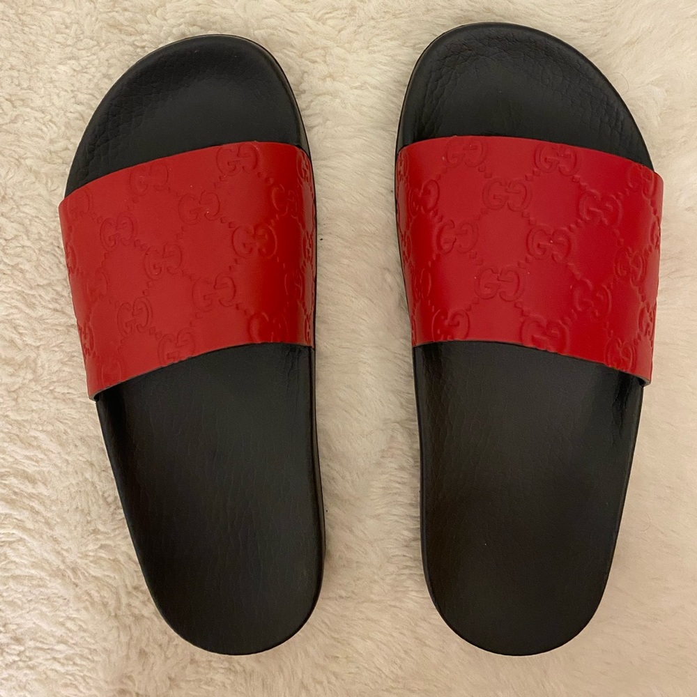 Authentic women’s Gucci slides.